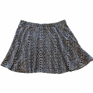 Boho geometric pattern plus size mini skirt